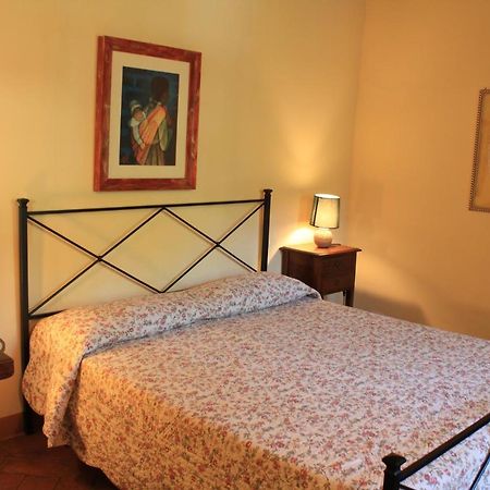Il Giardino Segreto Hotel Пиенца Екстериор снимка