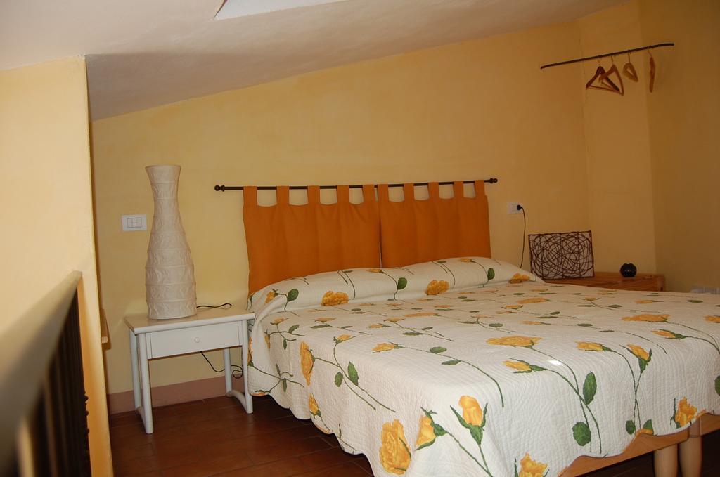 Il Giardino Segreto Hotel Пиенца Екстериор снимка