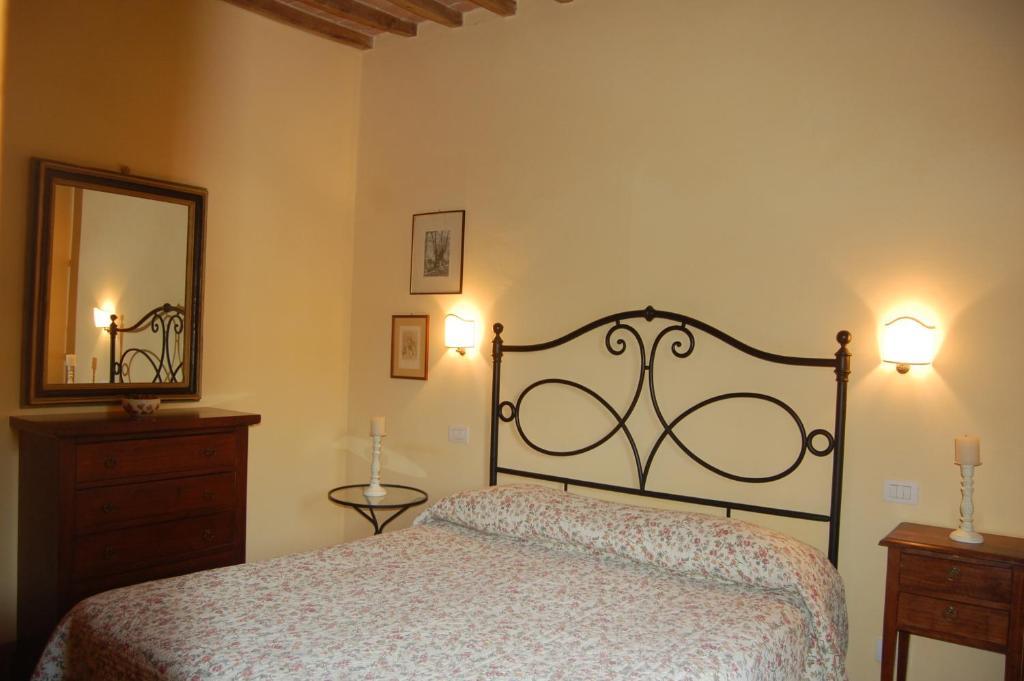 Il Giardino Segreto Hotel Пиенца Екстериор снимка